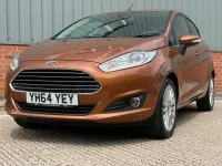 Used Ford Fiesta Titanium 120 HP (88 kW) 2014 Yellow Hatchback