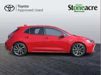 Used Toyota Corolla 122 HP (89 kW) 2019 Red Hatchback
