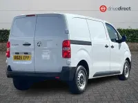 Used Vauxhall Vivaro S 120 HP (88 kW) 2025 White MPV