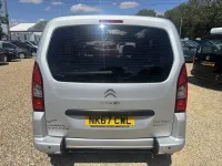 Used Citroën Berlingo Feel 99 HP (72 kW) 2017 Silver MPV