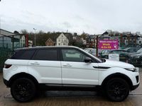 Used Land Rover Range Rover evoque SE 2017 White Estate