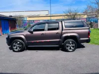 Begagnad VW Amarok Highline 180 HK (132 kW) 2013 Brun Pickup