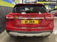 Used Mercedes GLA200 Executive 156 HP (114 kW) 2018 Red SUV