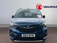 Używany Vauxhall Combo Elite 130 KM (95 kW) 2021 Niebieski Minivan
