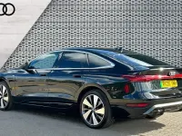 New Audi A6 e-tron S-Line 210 kW (286 HP) 2026 Black Estate