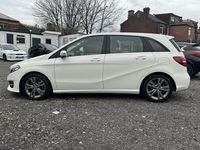 Usado Mercedes B200 Exclusive 2018 Branco Monovolume