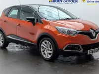 Used Renault Captur Dynamique 90 HP (66 kW) 2016 Orange/black SUV