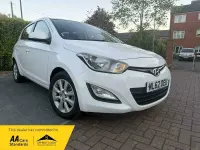 Used Hyundai i20 Active 85 HP (62 kW) 2012 White Hatchback
