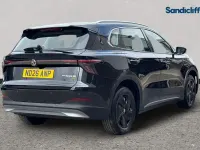 New MG MG5 EV SE 169 kW (231 HP) 2025 Metallic  black pearl Estate