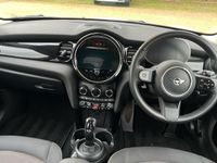 Used Mini Cooper Classic 136 HP (100 kW) 2023 White Hatchback