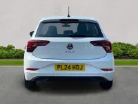 Used VW Polo Life 95 HP (69 kW) 2024 White Hatchback