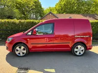 Used VW Caddy Highline 102 HP (75 kW) 2015 Red MPV