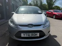 Used Ford Fiesta Titanium 94 HP (69 kW) 2011 Silver Hatchback