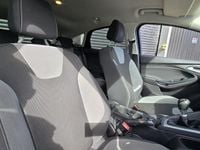 Usado Ford Focus Zetec 125 HP (91 kW) 2013 Preto Citadino