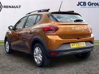 Used Dacia Sandero Expression 90 HP (66 kW) 2023 Orange SUV