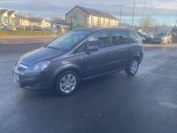 Second-hand Vauxhall Zafira Design Edition 115 CP (84 kW) 2012 Gri Monovolum