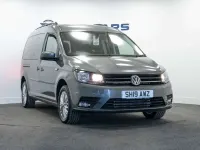Usado VW Caddy Maxi 101 HP (74 kW) 2019 Cinzento Monovolume