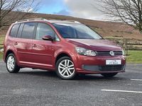 Used VW Touran SE 190 HP (139 kW) 2015 Red MPV