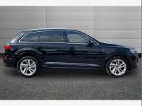 Used Audi Q7 S-Line 228 HP (167 kW) 2025 Mythos black SUV