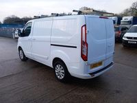 Used Ford Transit Custom Limited 130 HP (95 kW) 2022 White Van