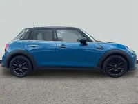 Usado Mini Cooper Classic 134 CV (98 kW) 2021 Azul Utilitario