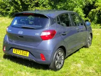Usado Hyundai i10 Advanced 66 HP (48 kW) 2024 Cinzento Citadino
