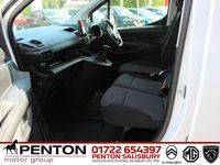 Used Citroën Berlingo 100 HP (73 kW) 2024 White MPV