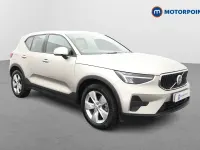 Używany Volvo XC40 Core 2024 Złoty SUV