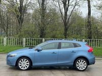 Used Volvo V40 SE Lux 2016 Blue Hatchback