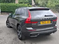 Used Volvo XC60 R-Design 250 HP (183 kW) 2022 SUV