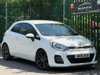 Used Kia Rio 2015 White Hatchback