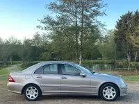 Używany Mercedes C200 Elegance 2006 Srebrny Sedan/Limuzyna