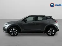 Gebraucht Nissan Juke Acenta Premium 143 PS (105 kW) 2024 Grau SUV