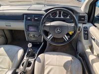 Used Mercedes B200 2010 Black MPV