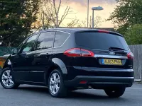 Usado Ford S-MAX Titanium 160 HP (117 kW) 2013 Preto Monovolume