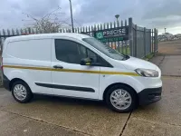 Usado Ford Transit 2017 Blanco Familiar