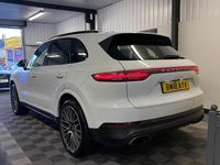 Begagnad Porsche Cayenne 340 HK (250 kW) 2018 Vit SUV