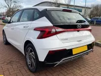 Used Hyundai i20 Advanced 100 HP (73 kW) 2025 Atlas white Hatchback
