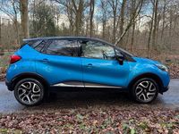 Used Renault Captur Dynamique 90 HP (66 kW) 2017 Blue/black SUV
