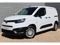 Used Toyota Proace 120 HP (88 kW) 2023 White MPV