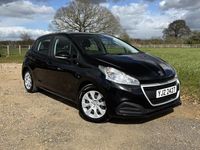 Used Peugeot 208 Access 68 HP (50 kW) 2016 Black Hatchback