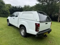 Used Isuzu D-Max 2015 White Pickup