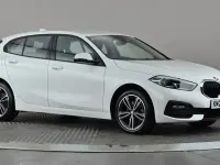 Used BMW 118 Sport Line 136 HP (100 kW) 2023 White Hatchback