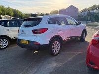 Usado Renault Kadjar Dynamique 110 HP (80 kW) 2017 Branco SUV