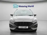 Usado Ford Kuga ST-Line X 225 CV (165 kW) 2023 Gris SUV