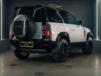 Usado Land Rover Defender SE Dynamic 250 HP (183 kW) 2023 Prateado SUV