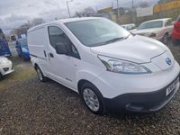 Usado Nissan e-NV200 Acenta 80 kW (109 HP) 2016 Branco Monovolume