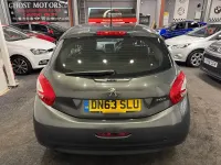 Used Peugeot 208 Active 70 HP (51 kW) 2013 Grey Hatchback