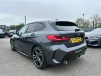 Usado BMW 118 M Sport 140 CV (102 kW) 2020 Gris Utilitario