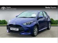 Used Toyota Yaris Hybrid 113 HP (83 kW) 2023 Blue Hatchback